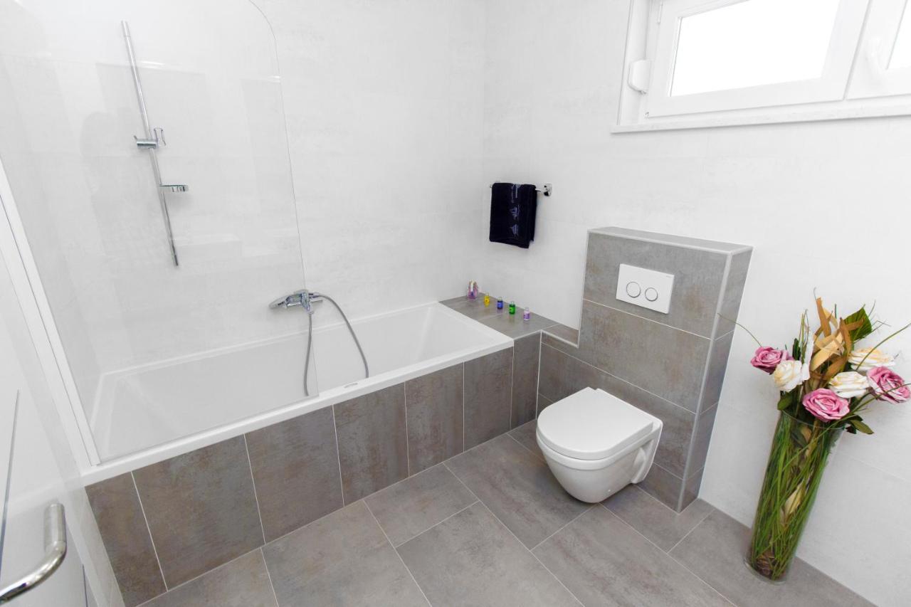 Apartment Royal II Vodice Exterior photo